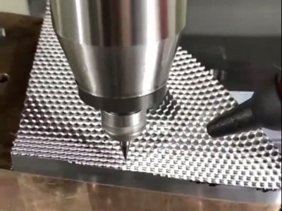 模具銑削使用NAKANISHI加工中心增速器表面效果好