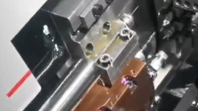津上BO206側銑加工，可加裝80000轉高頻銑配制具