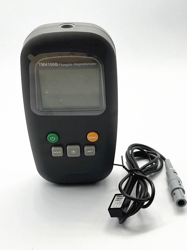 TM4100B磁強計