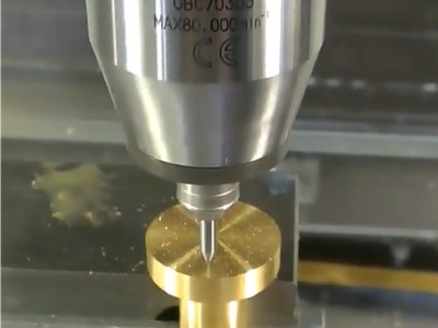 加工中心機床主軸轉速只到10000轉？鉆微孔轉速不夠，易斷刀？