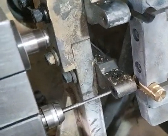數控機床鉆孔加工